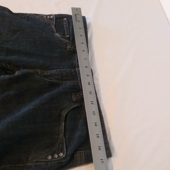 MaDame Jeans 1993 women's size 32 worn out & distressed jeans - Picture 7 of 16